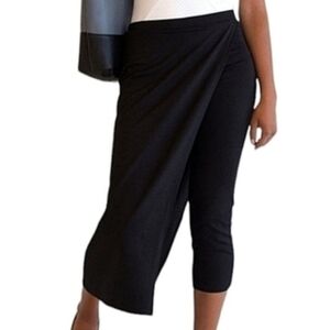 BETABRAND, THE SASSIEST PANTS SKIRT. BLACK SIZE Medium NWT